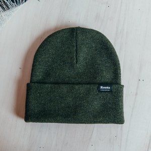 Roots Green Beanie / toque